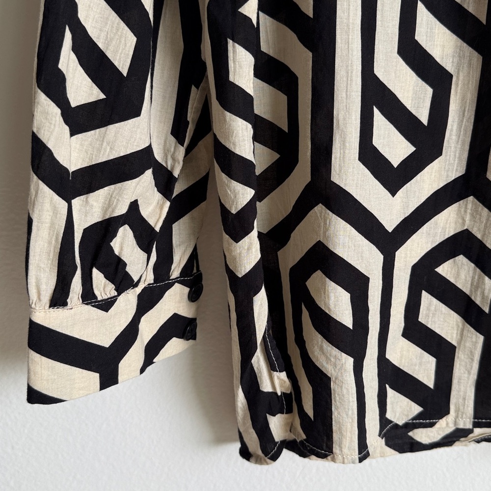 Zara Cream Black Geometric Long Sleeve Button Down Blouse, Small - Picture 3 of 6